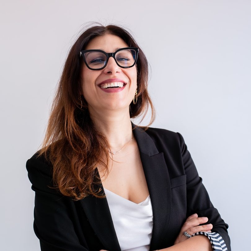 Ritratto sorridente di una persona del team GOODCOM
